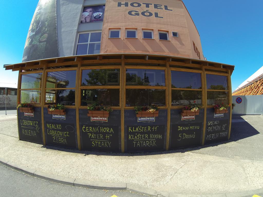 Hotel Gól Prostějov Kültér fotó