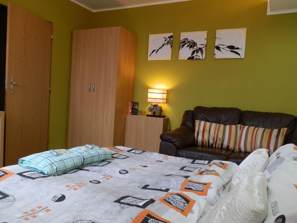 Hotel Gól Prostějov Kültér fotó