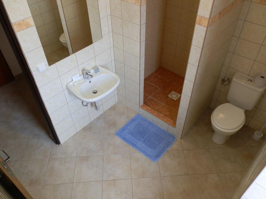 Hotel Gól Prostějov Szoba fotó