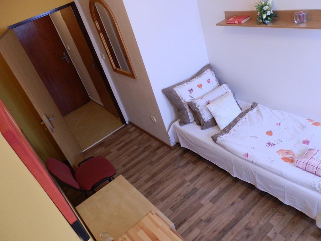 Hotel Gól Prostějov Szoba fotó