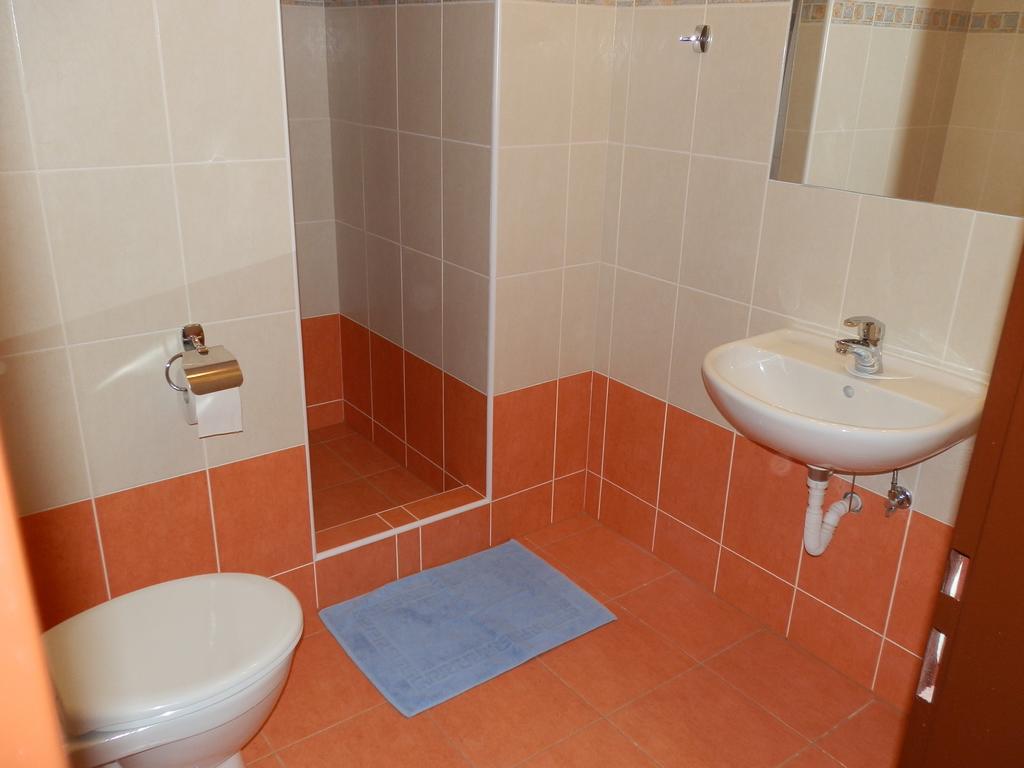 Hotel Gól Prostějov Szoba fotó